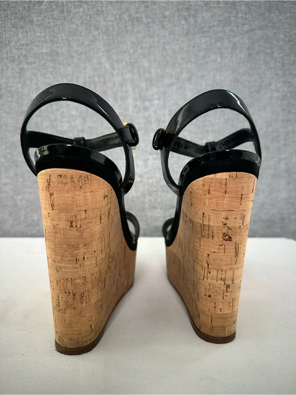 Louis Vuitton Vedette Patent Leather Cork Wedge Sandals Black Gold T-Strap EU 39